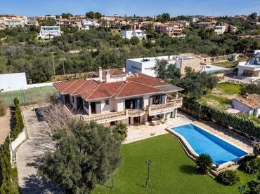 Chalet con balcón en venta en Sa Cabaneta