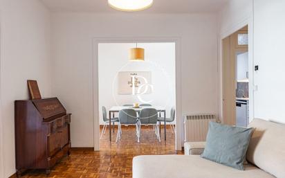 Dining room of Flat for sale in  Barcelona Capital  with Heating and Furnished