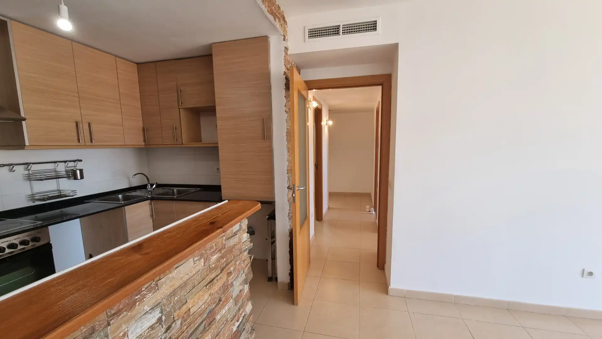 Cuina de Pis en venda en La Pobla de Mafumet amb Aire condicionat, Calefacció i Forn