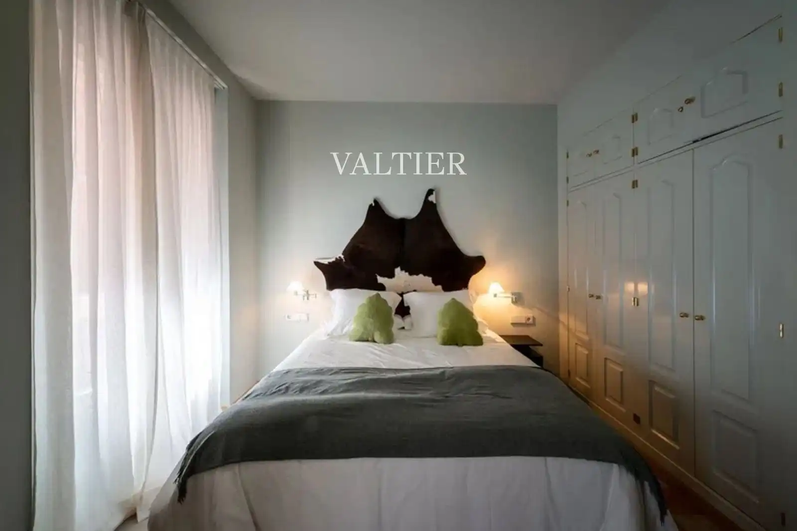 Schlafzimmer von Wohnung zum Verkauf in Madrid mit Klimaanlage, Heizung und Terrasse