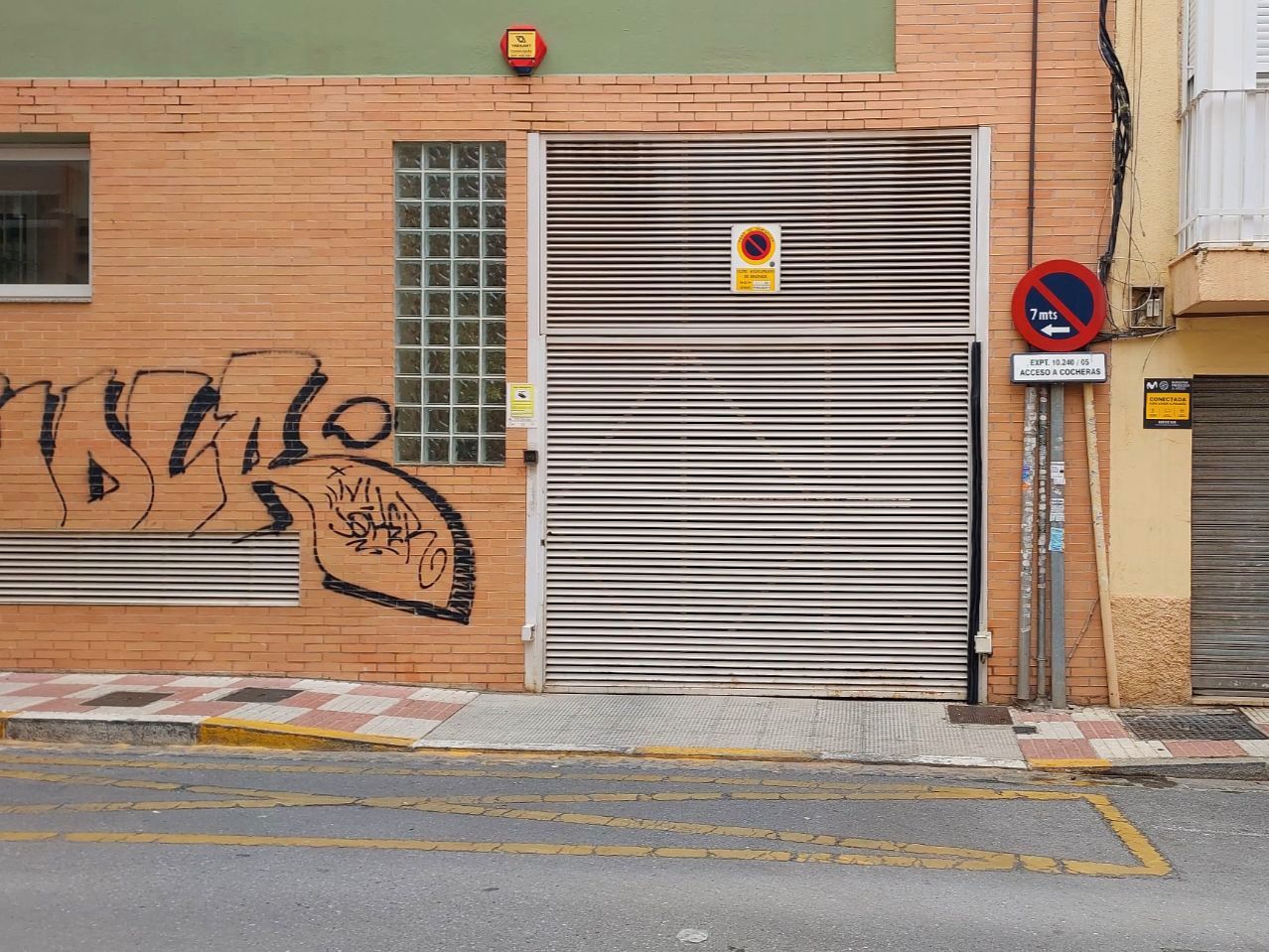 Parking of Garage to rent in  Granada Capital  with Alarm