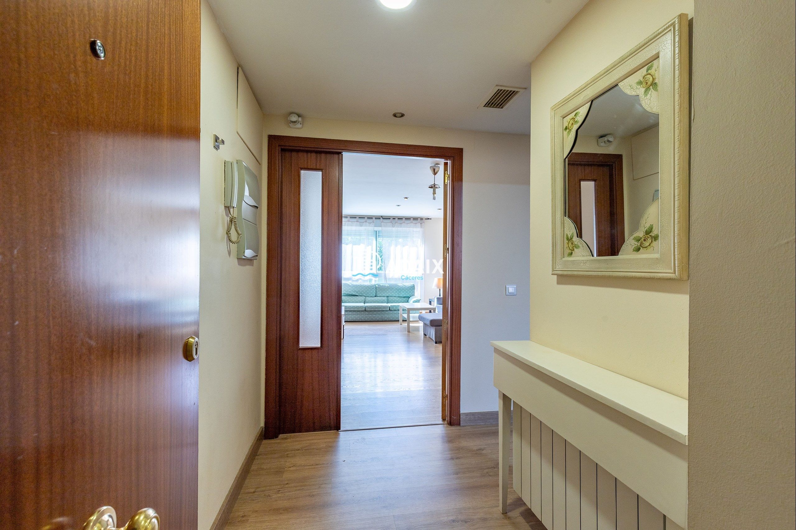 Flat for sale in Cáceres Capital  with Air Conditioner, Heating and Furnished