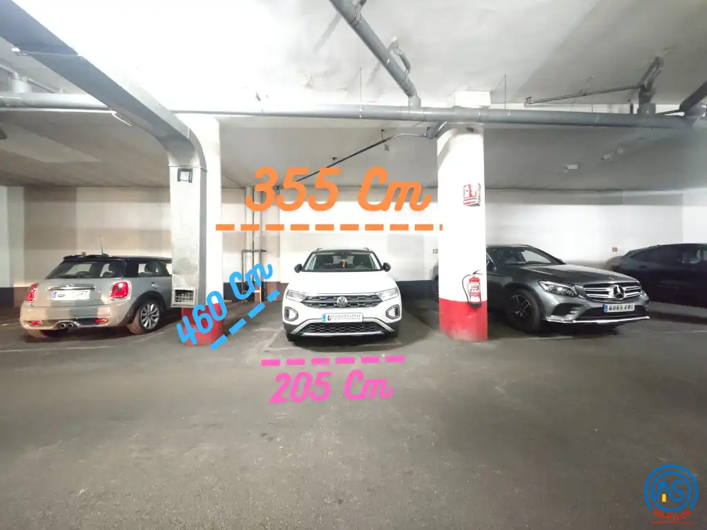 Parking de Piso en venta en Zaragoza con Calefacción, Parquet y Horno