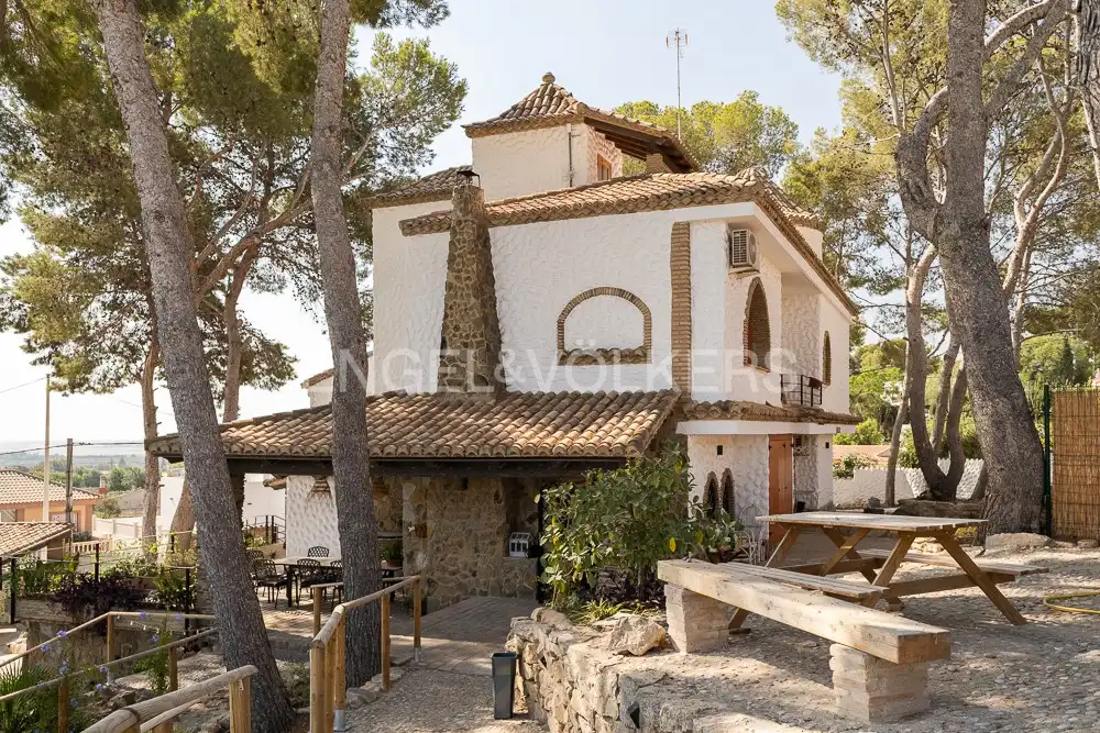 Casa o chalet de alquiler en Manises con Aire acondicionado, Calefacción y Jardín privado