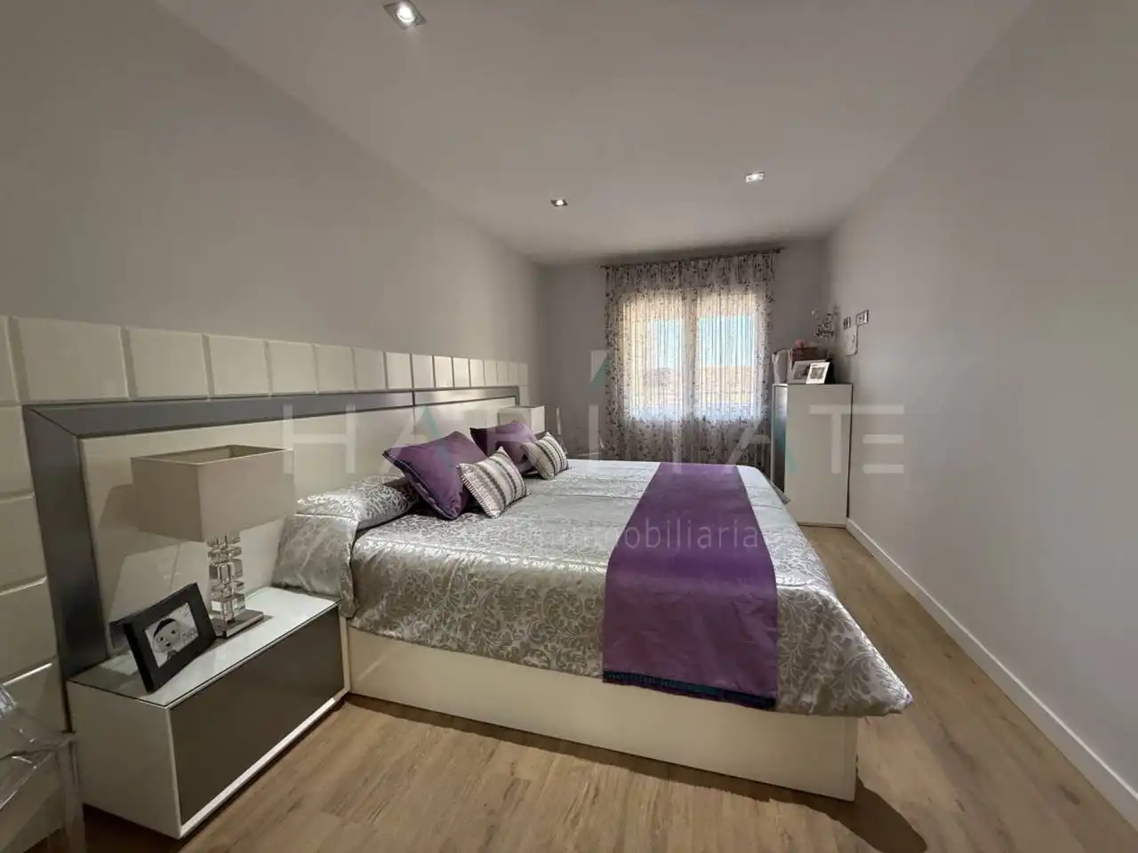 Habitación de Apartamento en venta en Pilar de la Horadada con Aire acondicionado, Amueblado y Balcón