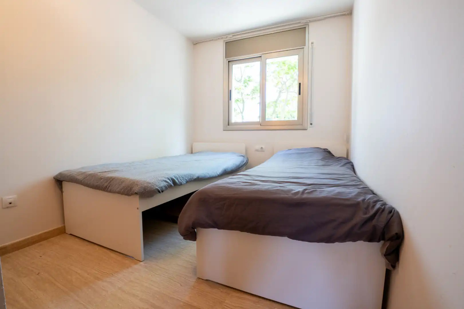 Habitación de Apartamento en venta en Castell d'Aro, Platja d'Aro i s'Agaró con Aire acondicionado, Calefacción y Terraza
