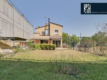Casa con balcón en venta en Carrer SARRIA DALT