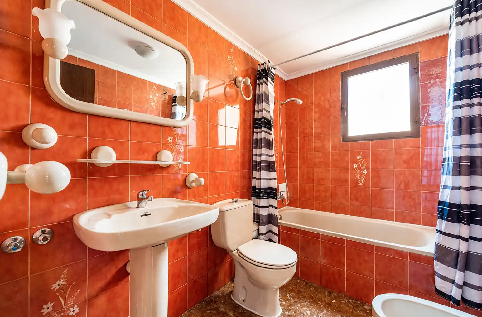 Apartment with pool for sale in Vicente Chavarri, imagen 9