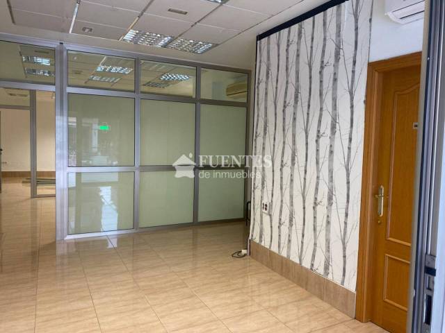 Local comercial en Venta en Maestro Alonso en Carolinas Altas