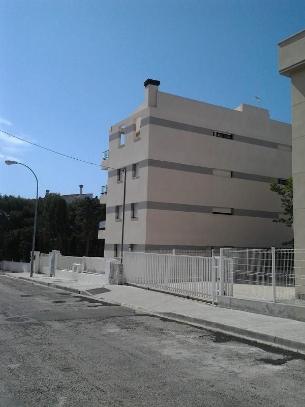 Exterior view of Garage for sale in Mont-roig del Camp
