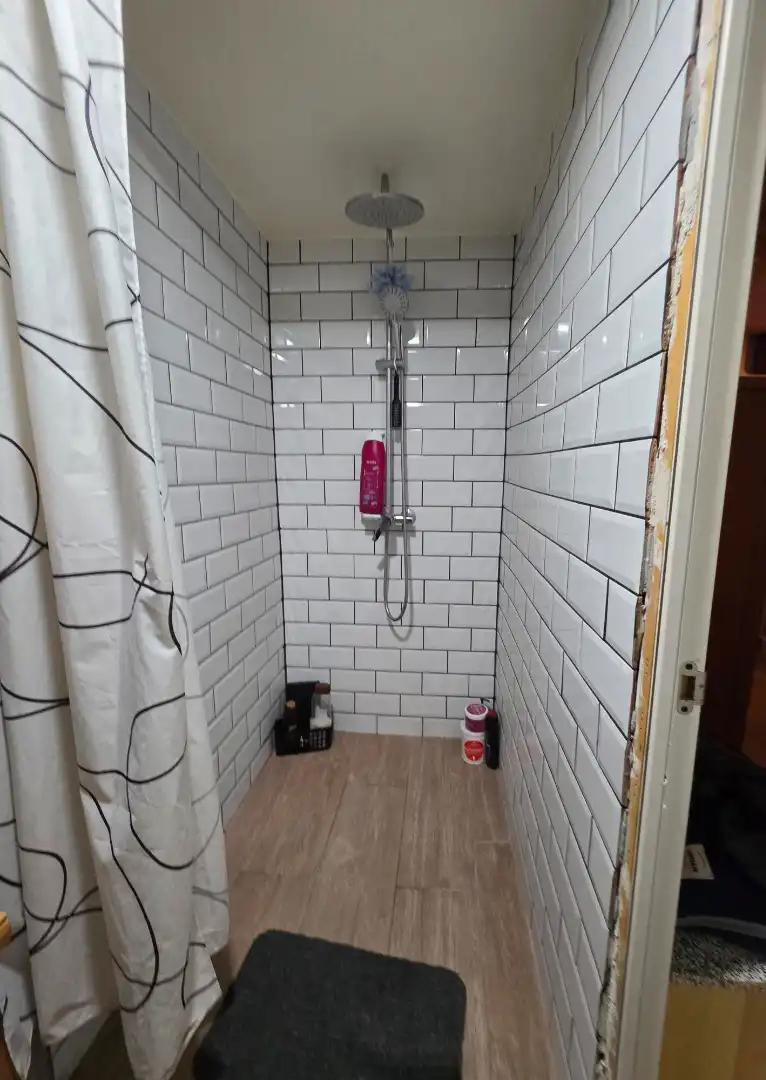 Baño de Local en venta en Barcelona con Aire acondicionado, Parquet y Amueblado