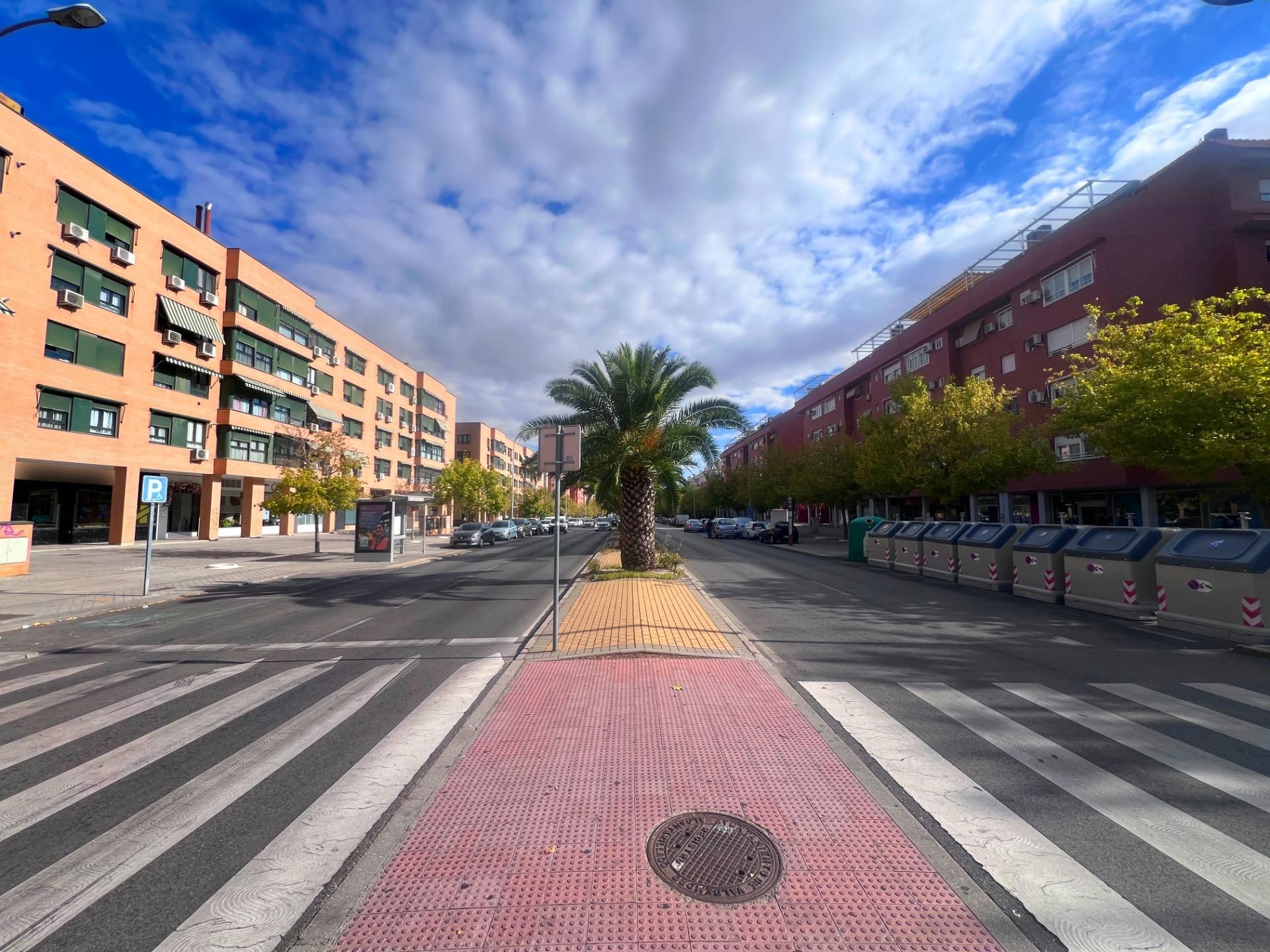 Vista exterior de Local en venta en Valdemoro con Aire acondicionado y Terraza