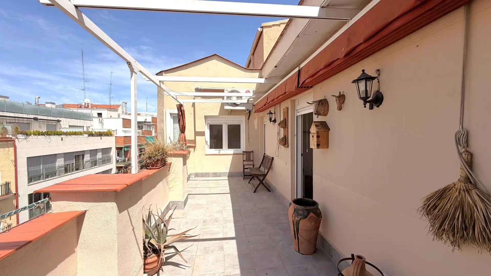 Terrasse von Dachboden zur Miete in  Madrid Capital mit Klimaanlage, Heizung und Terrasse