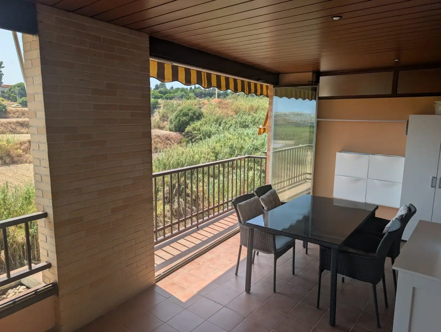 Terrassa de Apartament de lloguer en Fuengirola amb Aire condicionat, Calefacció i Terrassa
