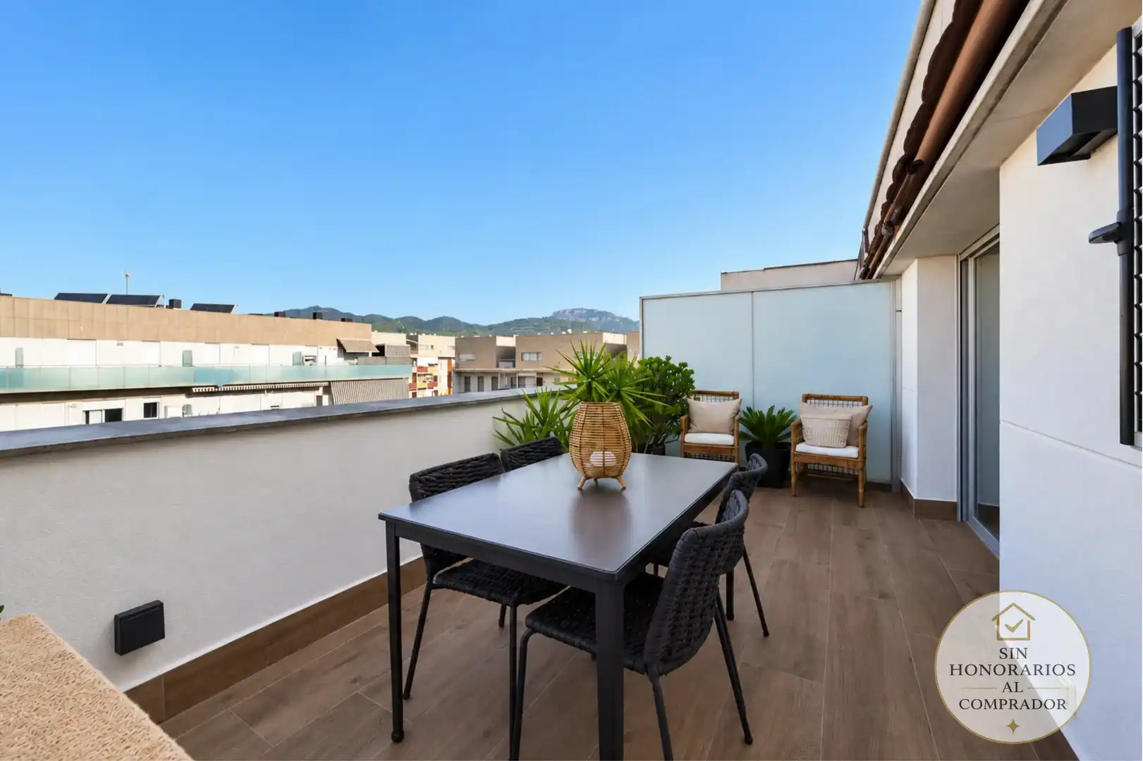 Penthouse with lift for sale in Nord-oest