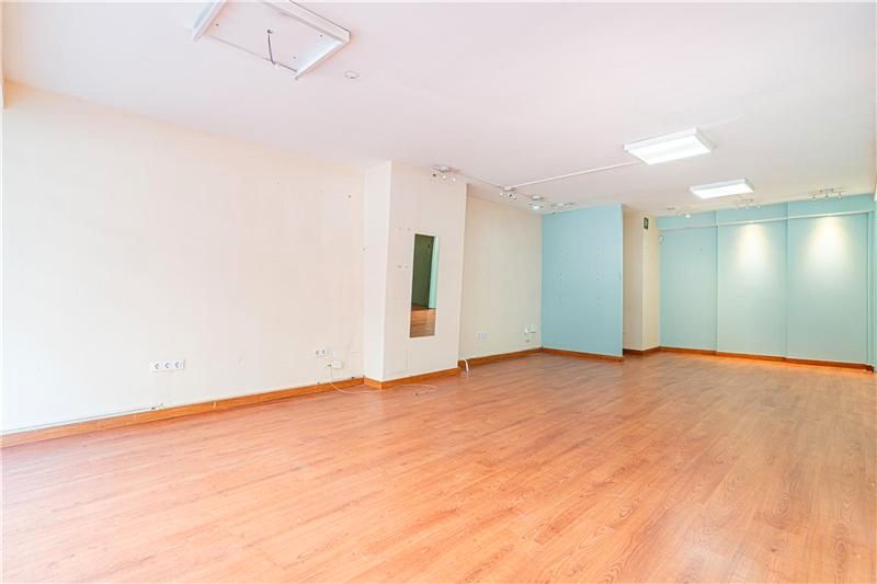 Premises for sale in  Palma de Mallorca  with Air Conditioner