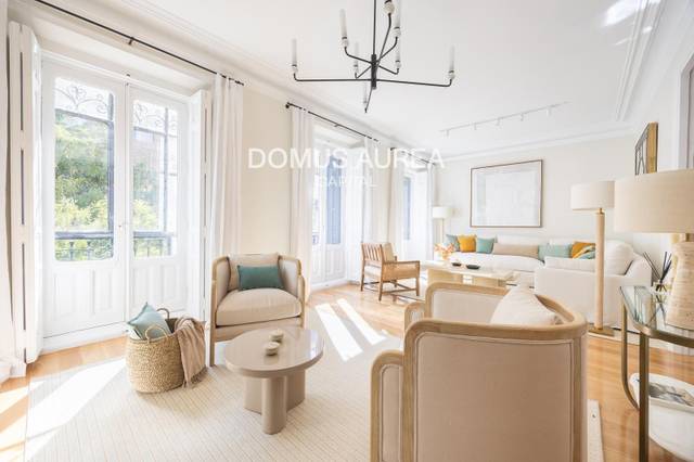 Piso en Venta en Hermosilla en Recoletos