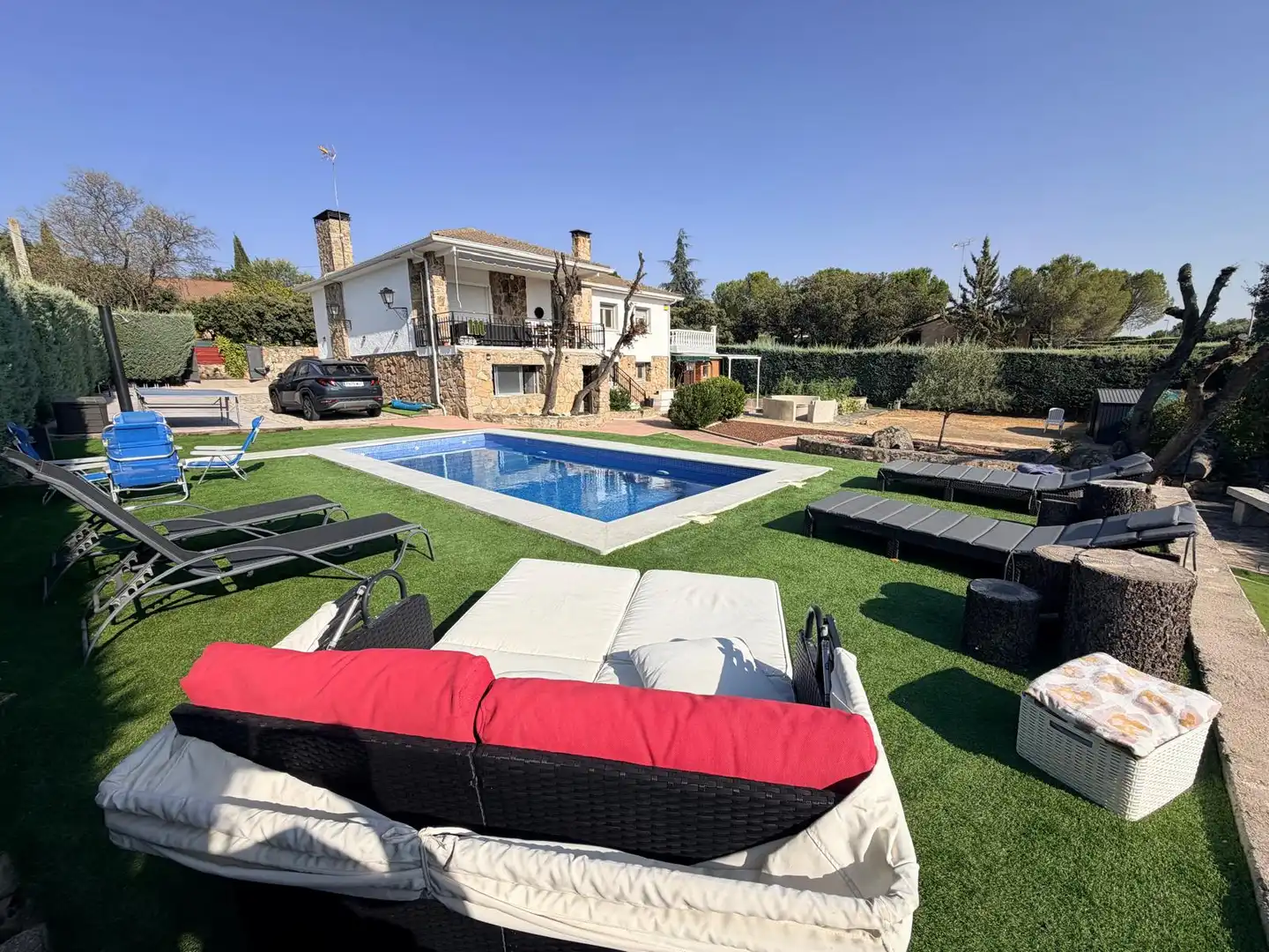 Swimming pool of Houses for sale in Valdemorillo  with Air Conditioner, Heating and Private garden