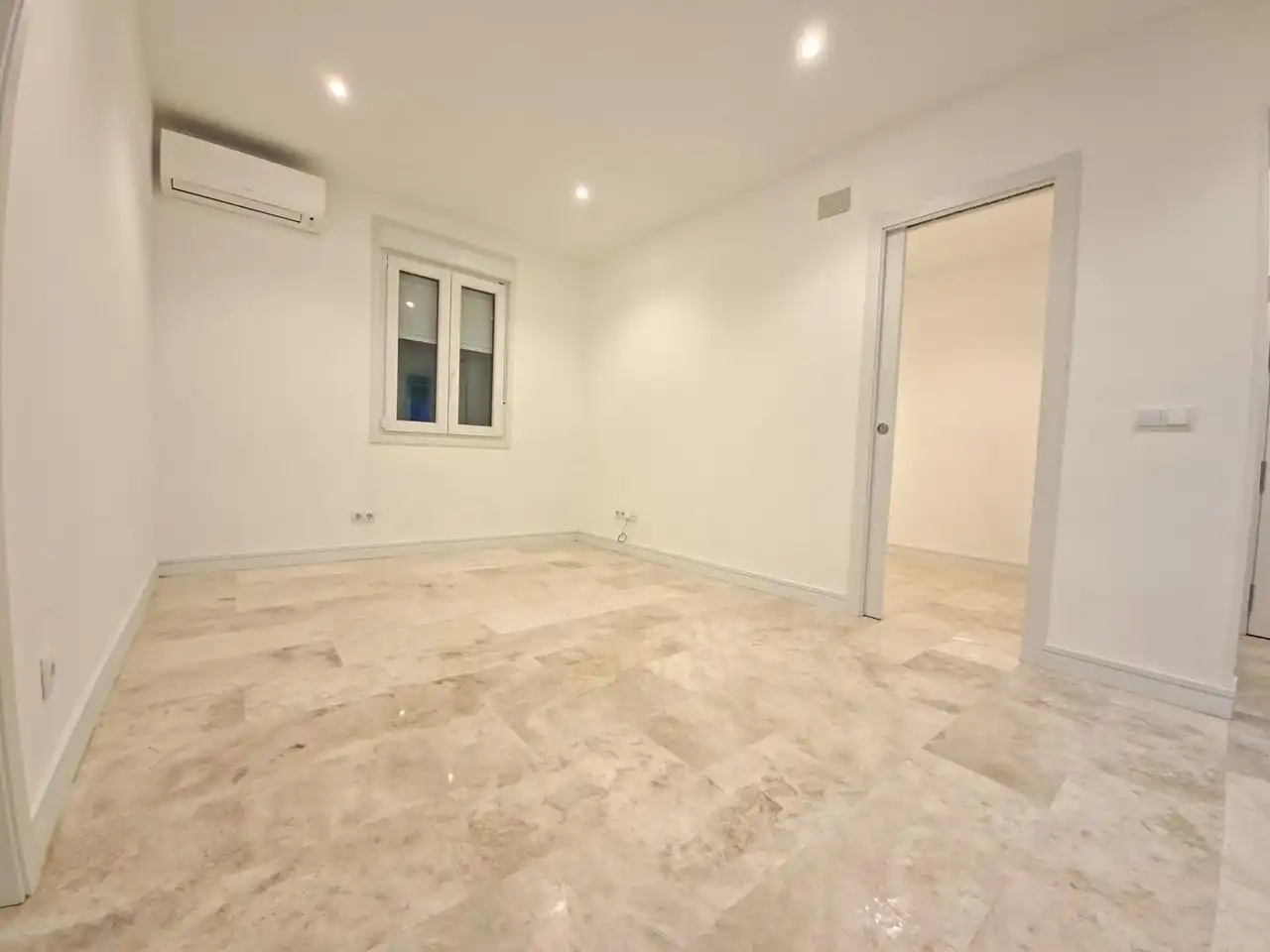 Planta baixa en venda en Madrid amb Aire condicionat i Calefacció