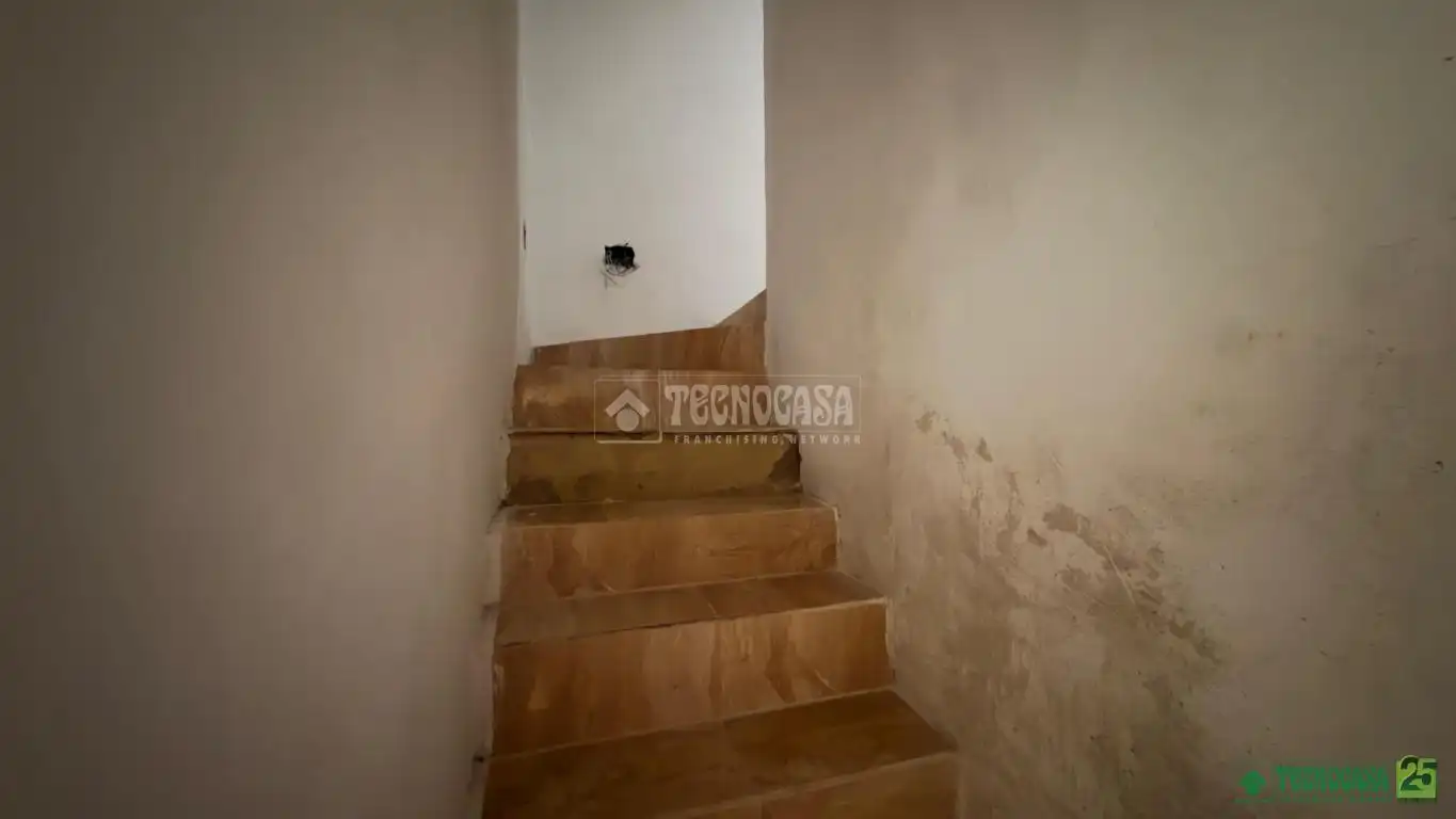 Casa adosada en venta en Puebla de Almenara con Calefacción y Amueblado