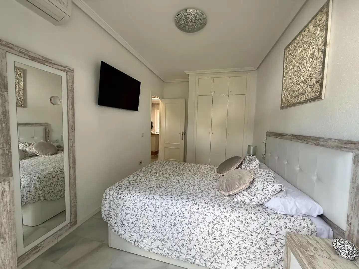 Habitación de Apartamento en venta en Las Lagunas - Campano