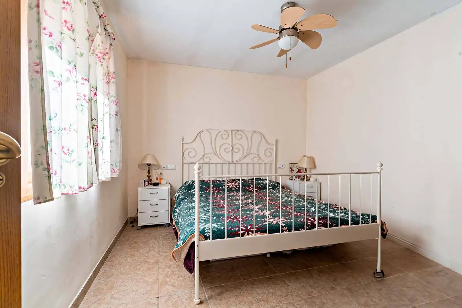 Bedroom of Houses for sale in Adra  with Furnished