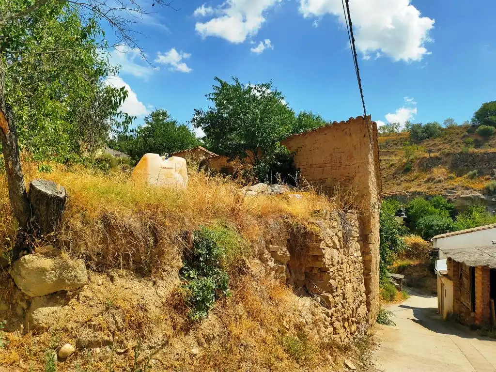 Vista exterior de Terreno en venta en Pozán de Vero