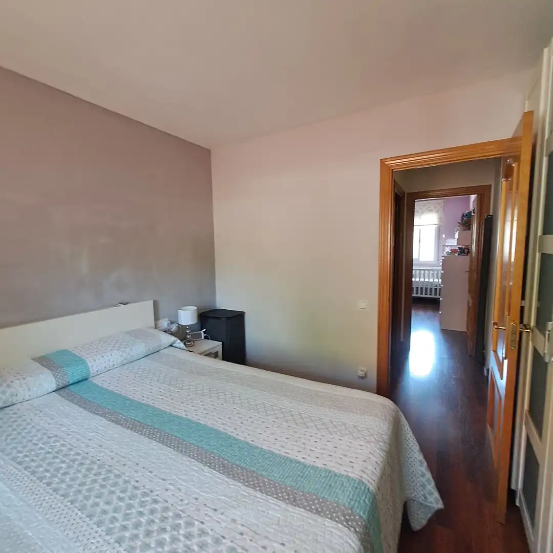 Habitación de Dúplex en venta en Castellbisbal con Calefacción, Parquet y Terraza