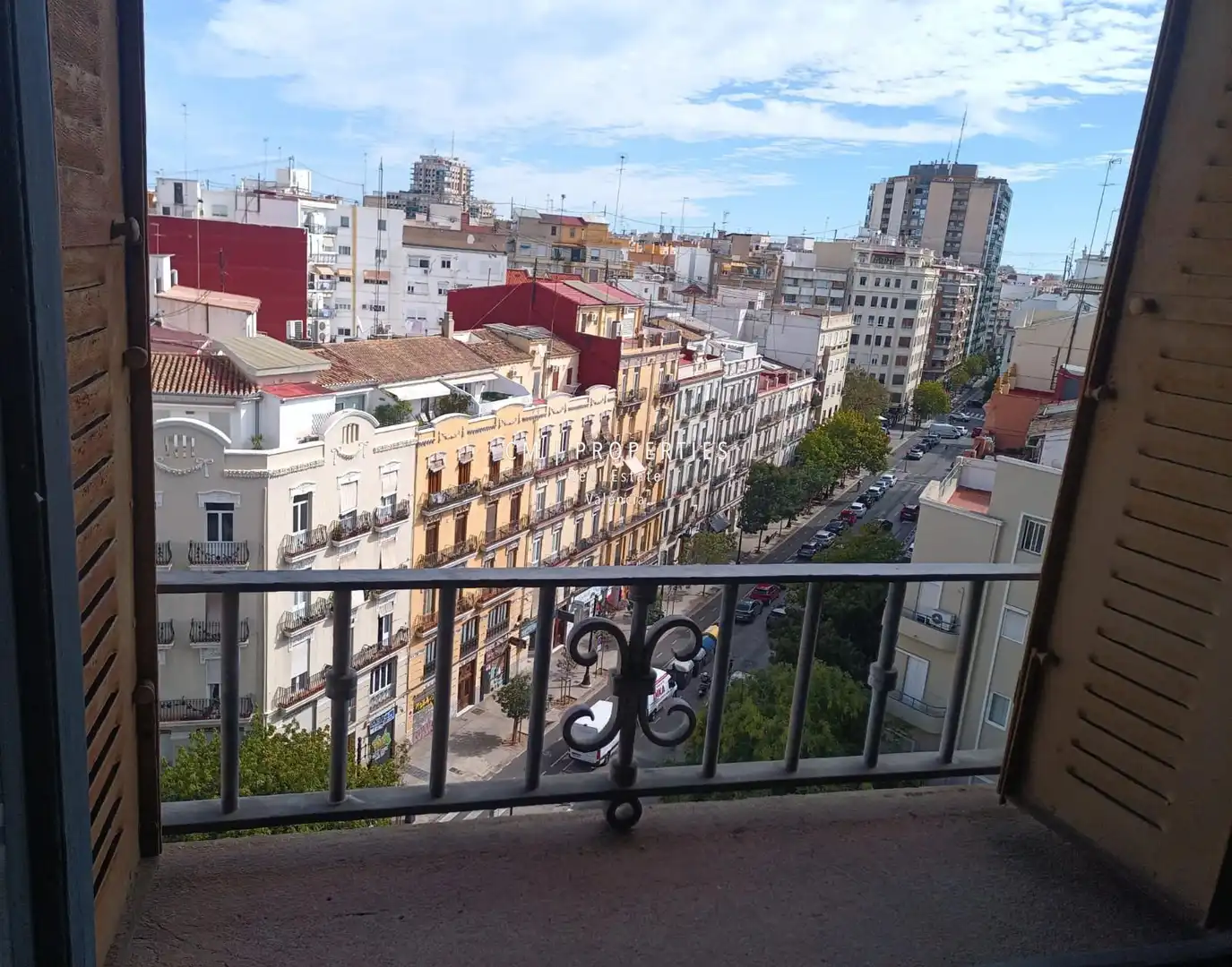 Exterior view of Flat for rent in Valencia  with Air Conditioner, Heating and Terrace