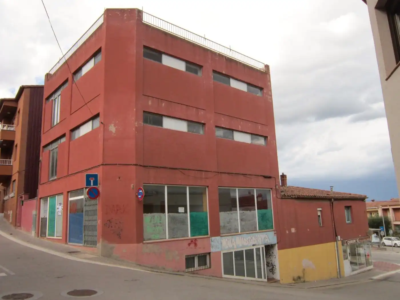 Vista exterior de Local en venda en Llagostera amb Aire condicionat i Calefacció