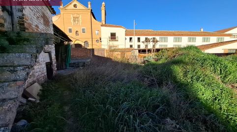 Casa para reformar con terreno en Tarazona
