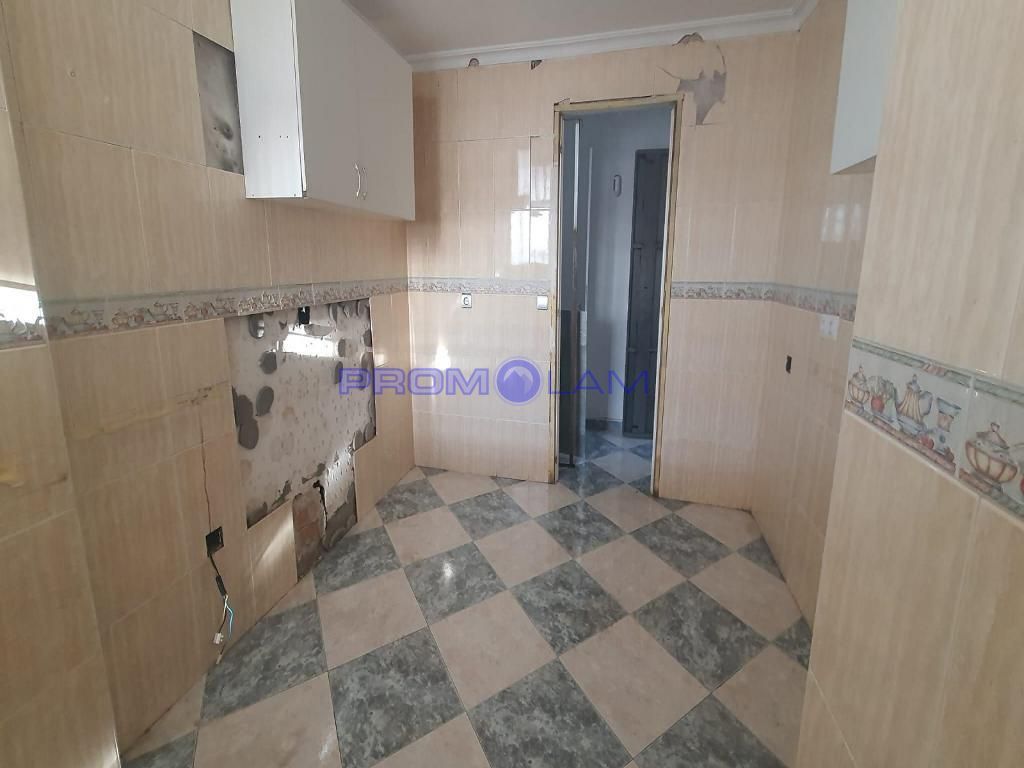 Kitchen of Flat for sale in  Sevilla Capital  with Terrace