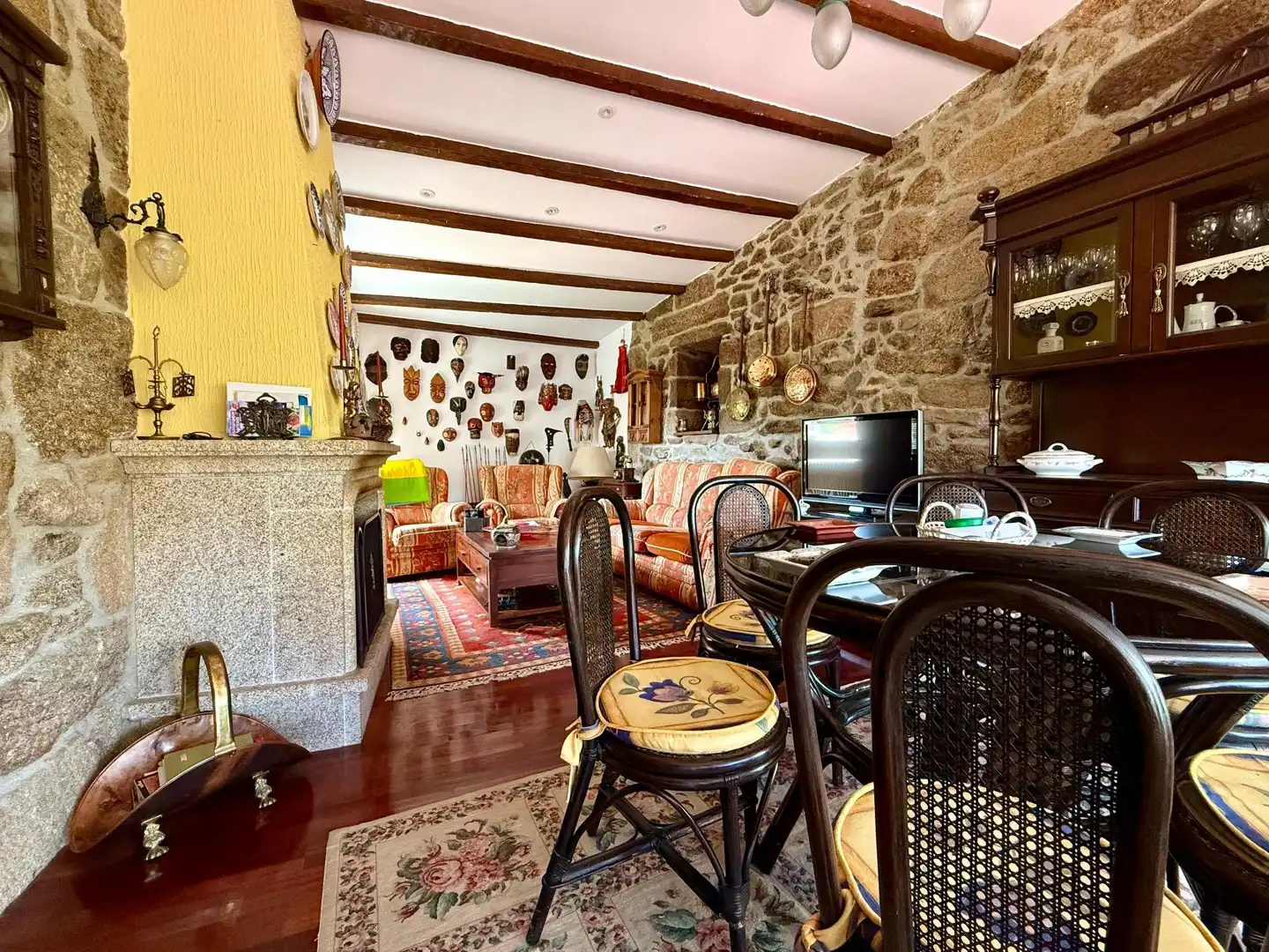 Comedor de Casa o chalet en venta en San Amaro con Calefacción, Jardín privado y Parquet