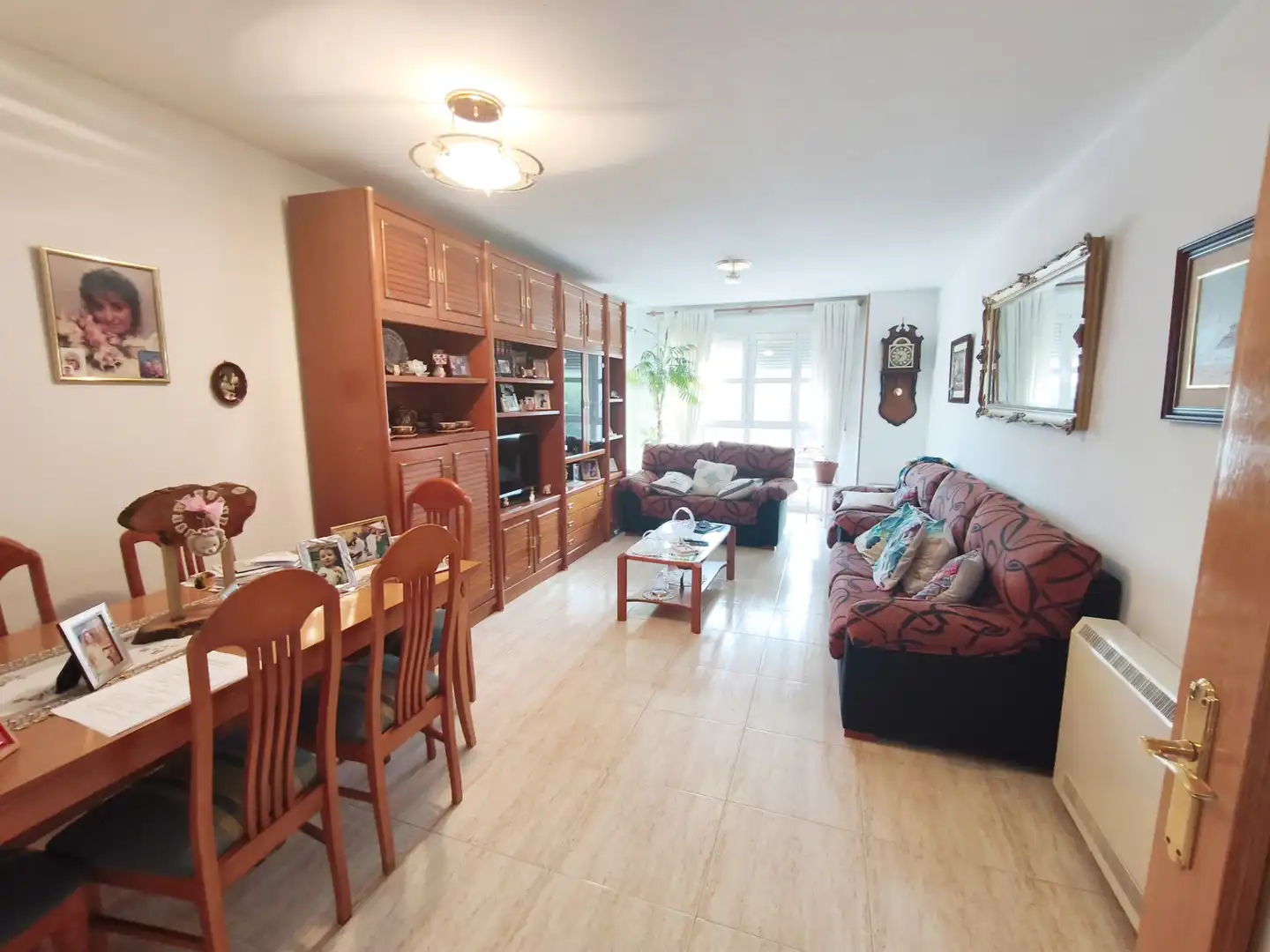 Living room of Flat for sale in Móstoles  with Air Conditioner, Furnished and Oven