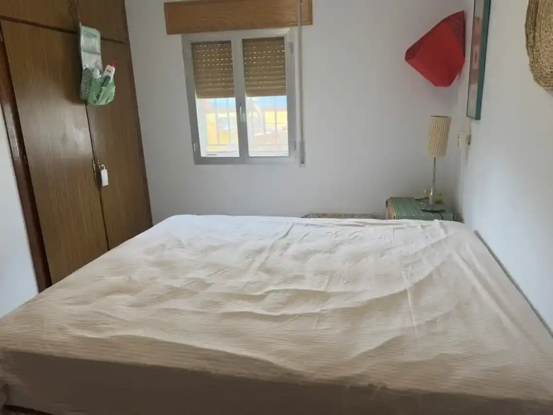 Dormitori de Casa adosada en venda en Segura de la Sierra amb Aire condicionat, Traster i Moblat
