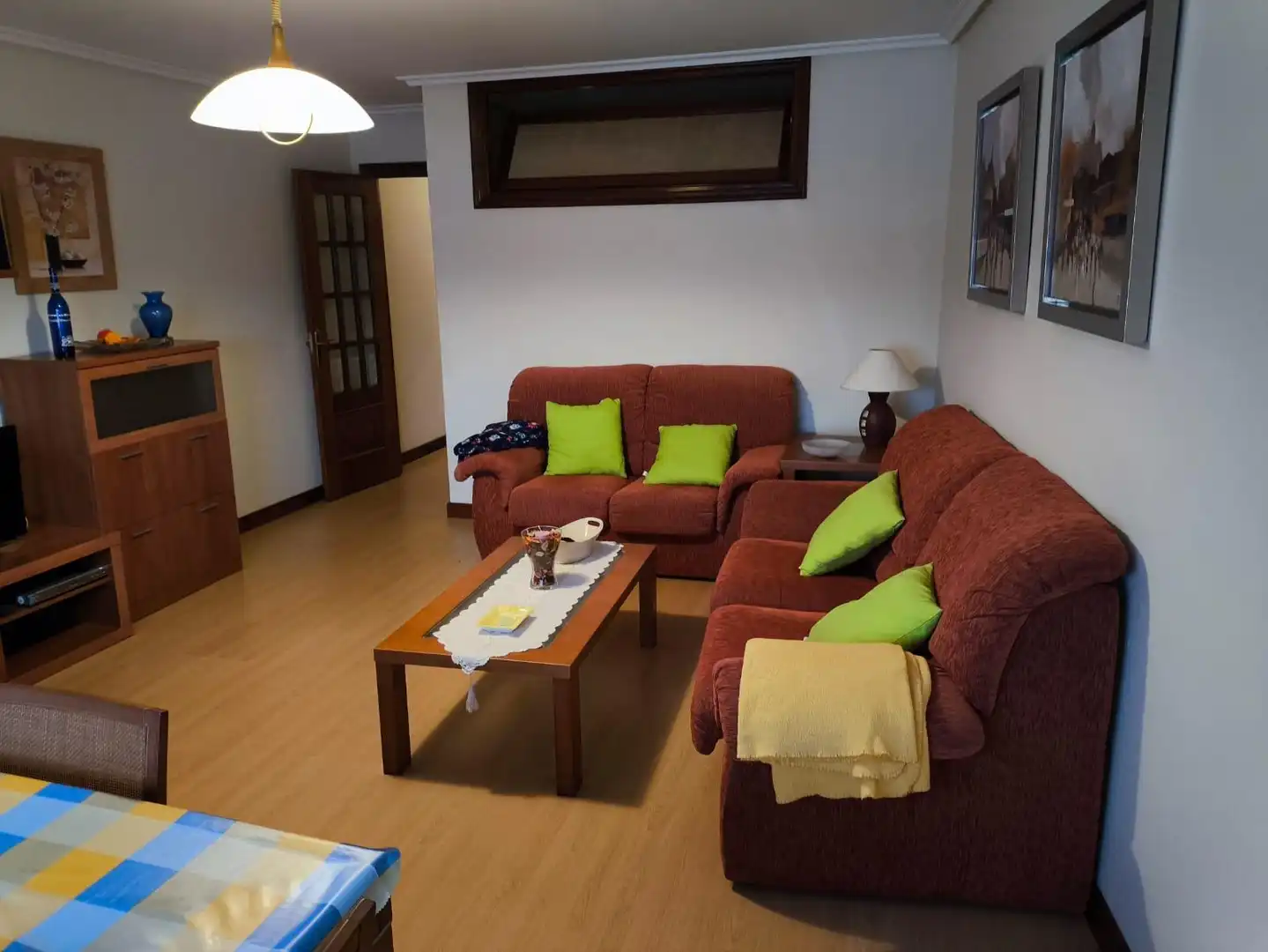 Sala de estar de Piso de alquiler en Laxe con Calefacción y Amueblado