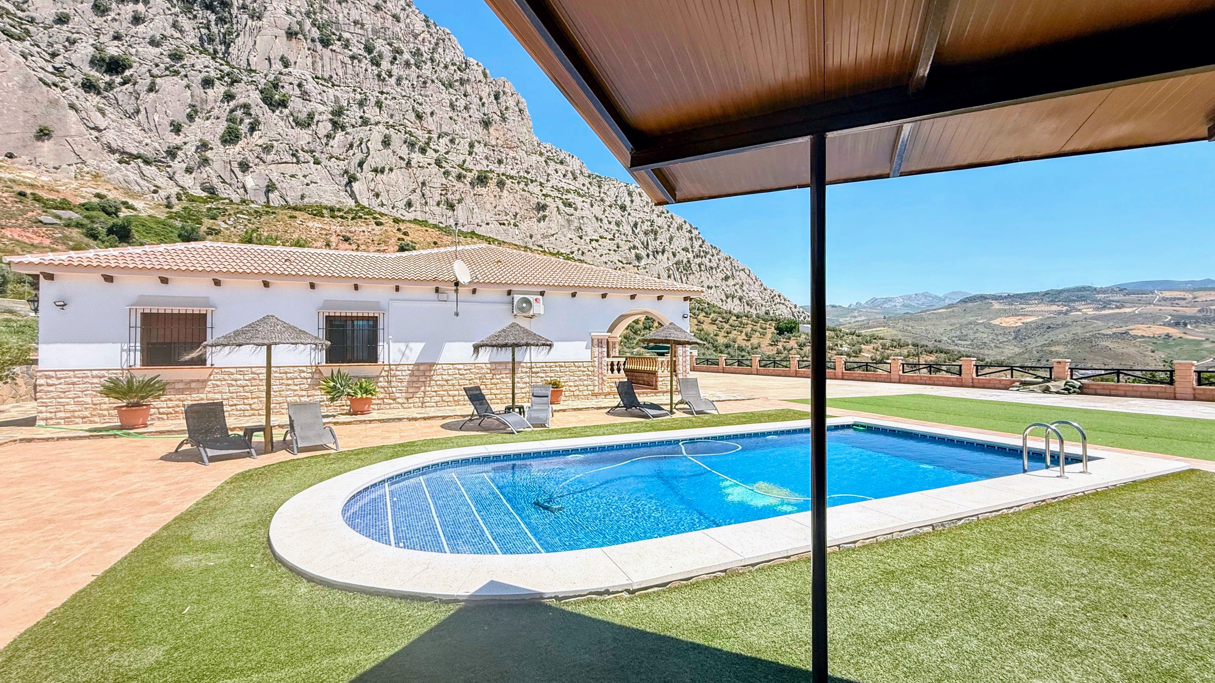House or chalet to rent in  calle pasadila n8 valle de abdalajis