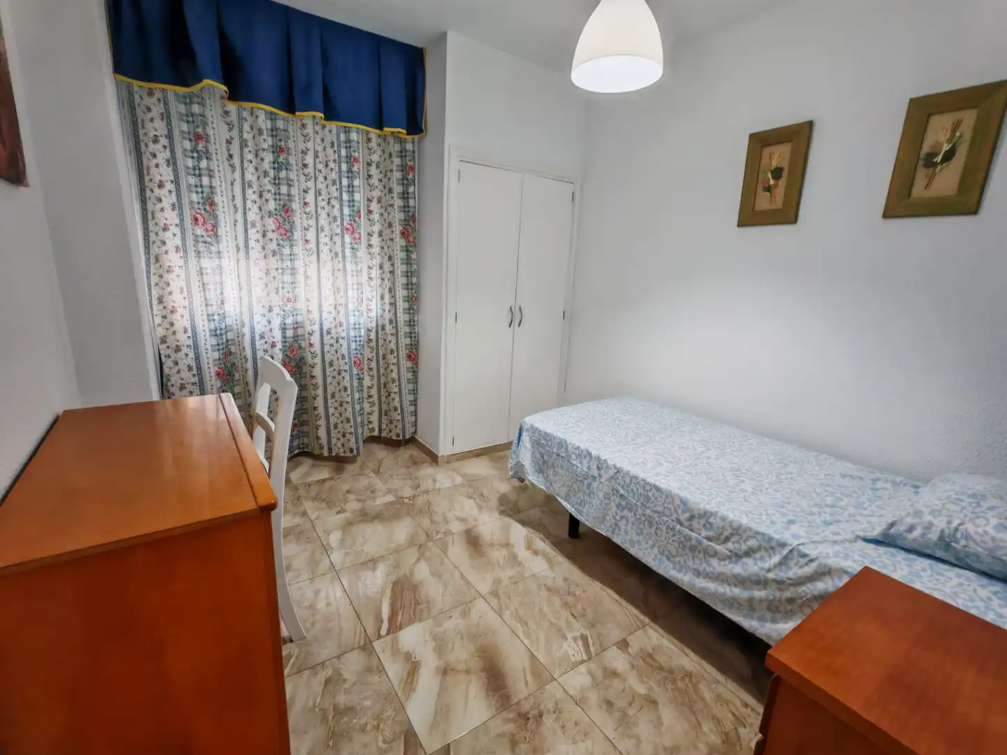 Wohnung zur Miete in Calle Nápoles, Sur - PAU 4