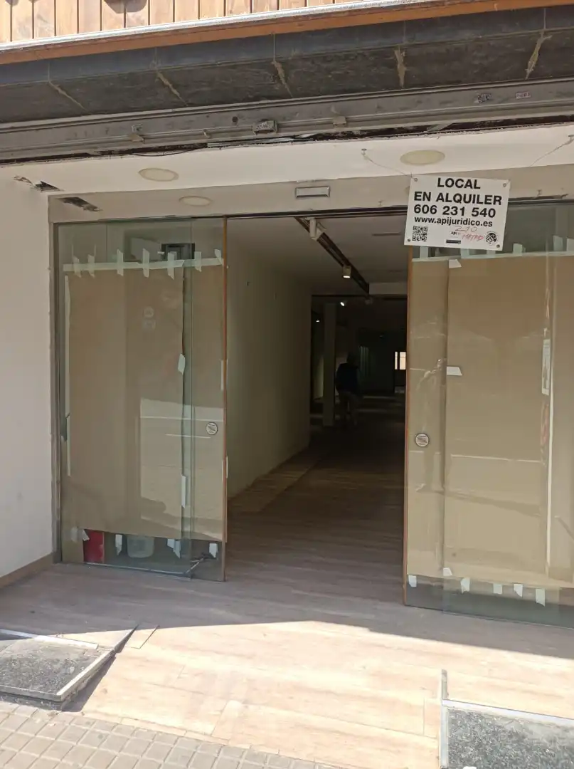 Geschaftsraum zur Miete in Santa Coloma de Gramenet mit Parkett und Alarm