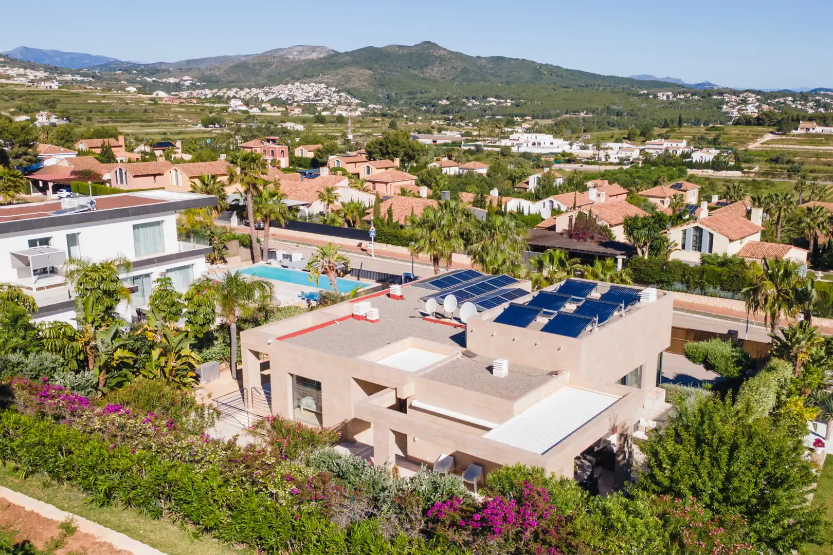 Vista exterior de Casa o xalet en venda en Jávea / Xàbia amb Aire condicionat, Jardí privat i Terrassa