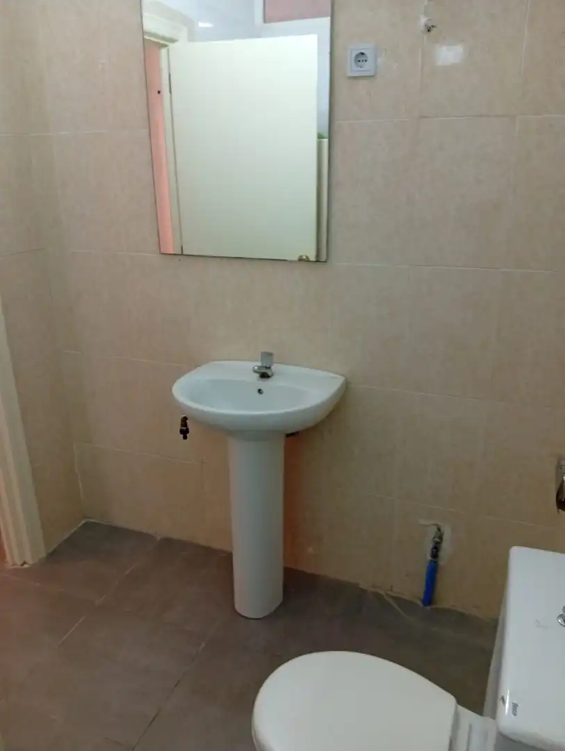 Bathroom of Study for sale in Málaga