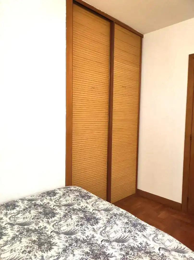Dormitori de Casa adosada en venda en Galar amb Balcó