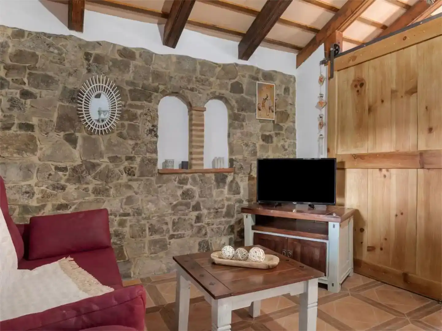 Sala d'estar de Finca rústica de lloguer en Conil de la Frontera amb Aire condicionat, Jardí privat i Piscina