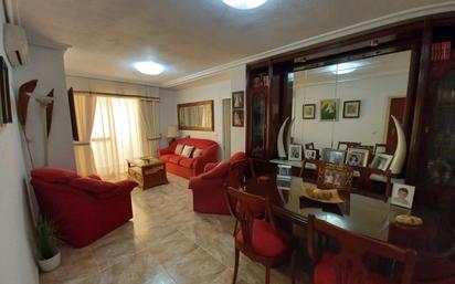 Living room of Flat for sale in  Córdoba Capital  with Air Conditioner, Heating and Terrace