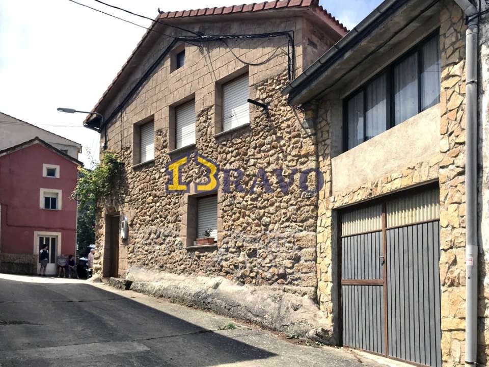 Exterior view of House or chalet for sale in Oña  with Storage room and Furnished