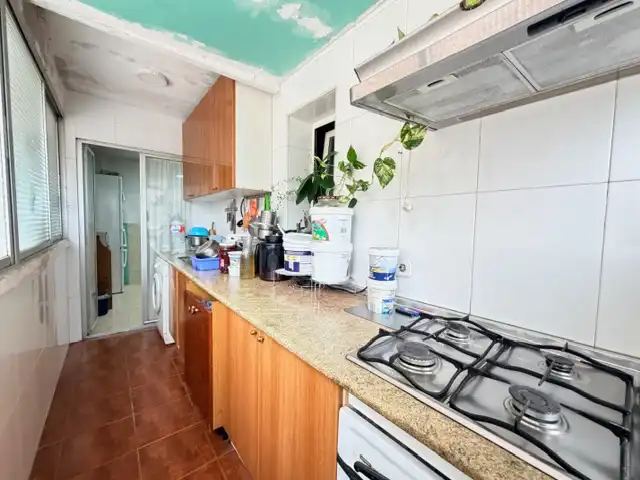Küche von Wohnung zum Verkauf in Coslada mit Klimaanlage, Heizung und Terrasse