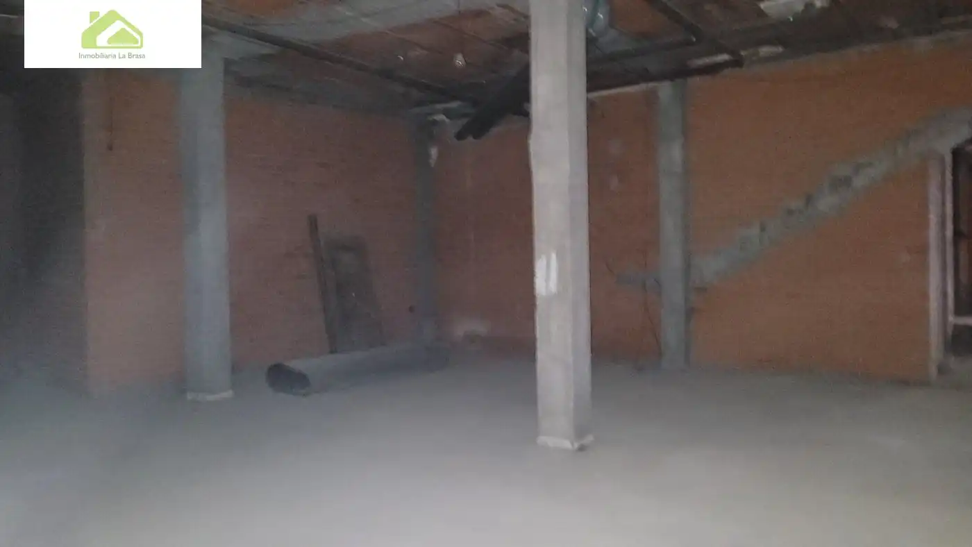 Local comercial en venda a Casco Antiguo, imagen 21