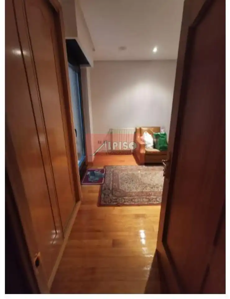 Habitación de Piso en venta en Ourense Capital  con Calefacción, Parquet y Amueblado