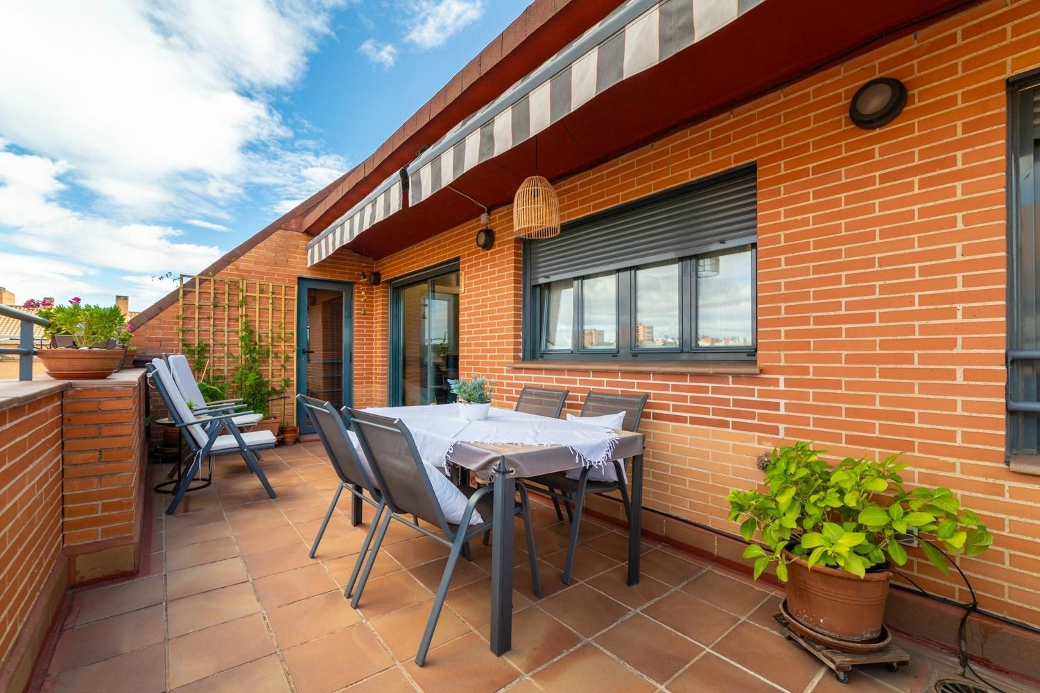 Terrassa de Àtic en venda en  Madrid Capital amb Calefacció, Jardí privat i Parquet