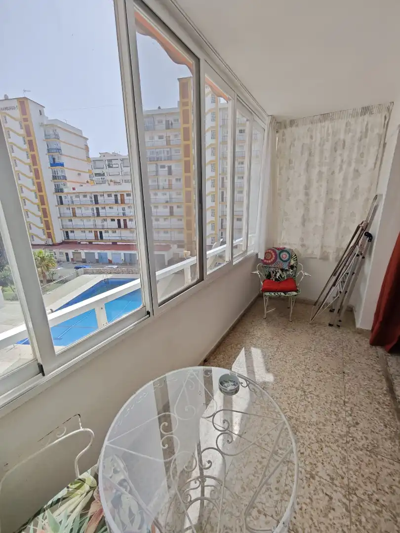 Habitación de Piso en venta en Vélez-Málaga con Terraza y Piscina comunitaria